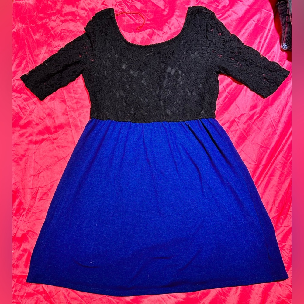 Speechless Juniors Dress- 3/4 length sleeve- size 13- lace top- zipper back